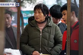 真相感人！江西一烧饼店排长队为店主患病儿子加油图片