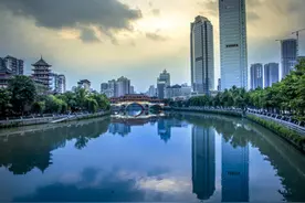 拥有100家A股上市公司背后的成都：弥漫着烟火气，还散发着新鲜的创投气息图片