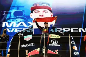 F1 | 维斯塔潘首次赢得车手世界冠军图片