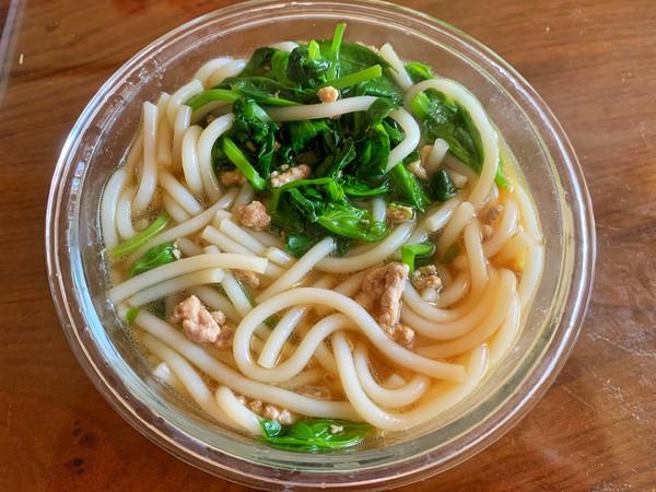 三鲜米线的做法的家常做法（适合全家的三鲜米线）