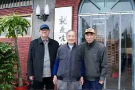 合伙开饭店想买房车的3位湖南大爷：当年经历值得吹一辈子牛图片