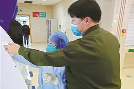 宁海70岁“护士奶奶”主动驰援镇海抗疫图片