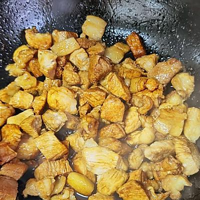 这道家常菜红烧肉炖土豆，小白也能变大厨