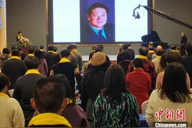 纪念“中国环球飞行第一人”陈玮的新书长沙发布图片