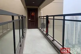 为你跑腿｜楼盘交付业主不满连廊设计，开发商回应符合相关标准图片
