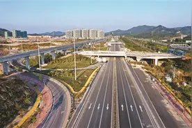 清远电子信息产业“航母”扬帆起航图片