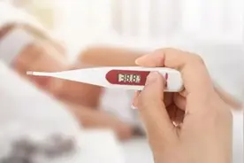 吃草莓会得出血热吗？专家提示：草莓不是传染源，吃干净的草莓不会患病图片