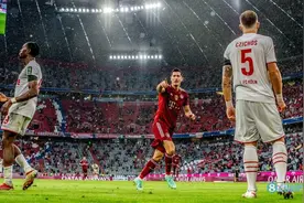 德媒评论：金球奖是个笑话，莱万蝉联世界足球先生是公正的嘉奖图片