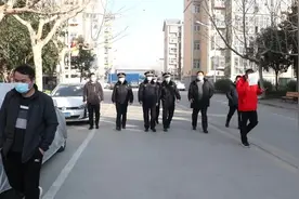 菏泽一小区多户居民私开暖气阀违规用暖 执法部门要求限期整改图片