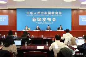 教育部：中小学生作业减少 睡眠时间有改善 体质健康状况“逐步提升”图片