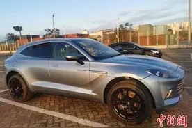 海南自贸港“零关税”进口汽车货值逾千万图片