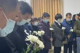 59岁女子去世捐献遗体成大体老师，亲属：她是全家的骄傲视频封面