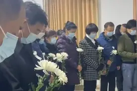 59岁女子去世捐献遗体成大体老师，亲属：她是全家的骄傲视频封面