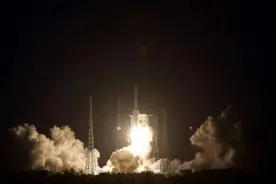 一箭双星！发射成功图片