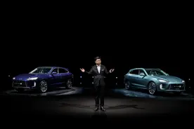 首款鸿蒙汽车问界M5预售，华为余承东：媲美百万豪车、续航秒杀一众纯电车图片