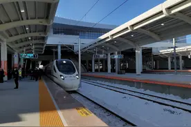 长白山景区首通高铁，北京出发7.5小时可达图片