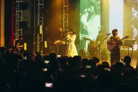 唱作二人组“房东的猫”：站在舞台上，释放自己的力量图片