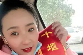 十堰女卡车司机获评“最美货车司机”，领奖后她又连夜送货奔往西北图片
