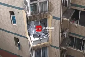 封面调查｜重庆一对情侣“遭棒打鸳鸯”殉情？知情人：因女方提分手 男方引爆爆炸物图片