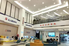 龙华区三级政务公开专区亮相，政务公开开启“零距离”服务模式图片