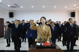 田婷婷被任命为河东区人民政府代理区长图片