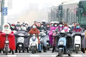 “续命”两年的黄牌电动自行车过渡期应该怎么办？大河君帮你追问这背后亟待解决的问题图片