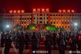 解放军来了！空军军医大学紧急增援地方医院图片