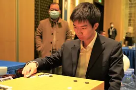 8强战执白全胜，首届中国围棋大棋士赛4强出炉图片