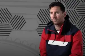 梅西谈前队友小罗：就个人技术而言，没人能做到他在场上所做的事情图片