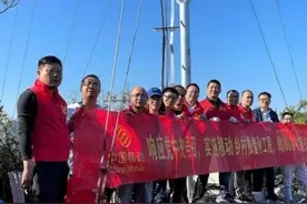 我国现有行政村全面实现“村村通宽带”图片