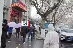 武汉小伙西安连续抗疫11天：去年享受了志愿服务，如今该回报他人了图片