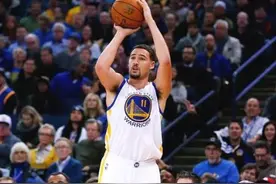 科尔：克莱-汤普森复出的时候会先发图片