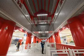 早高峰上班路快了半小时，多条地铁干线开通后，乘客这样说图片