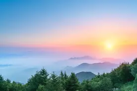 2022新年献词 | 笃行不怠，追梦人将书写新的光荣图片