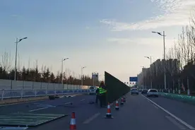 路况信息｜山海路因高架施工部分路段封闭图片