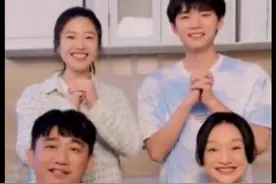 小敏家一家四口拍摄拜年视频！戏里嗑到戏外图片