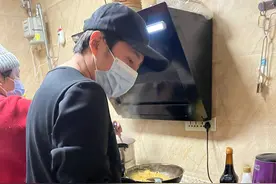 给81个租客免费做饭的西安房东：希望大家吃上热乎饭，共渡难关图片