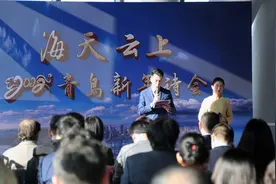 “最高端”的诗人盛会绽放青岛海天中心图片