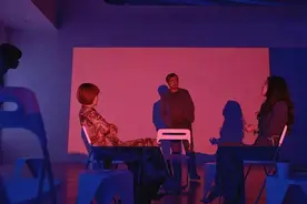 《爱情神话》：上海爱情故事图片