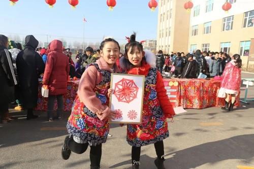 年味十足！东平湖街第一小学“虎年大集”开张啦