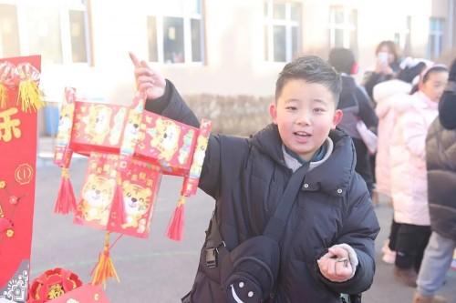 年味十足！东平湖街第一小学“虎年大集”开张啦