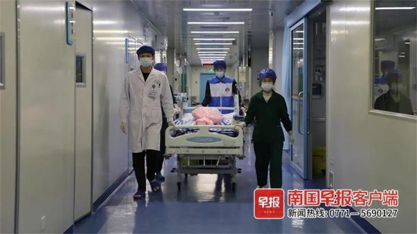 友傲安