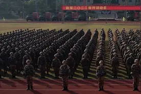 够燃够新颖！军事运动会还能这样“好看”！图片