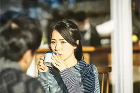 我在婚恋网站当红娘，每天套资料、编假人，骗人骗到自我厌恶图片