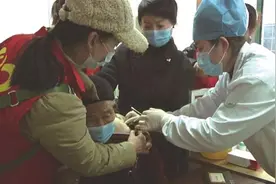 温州107岁老人主动接种新冠疫苗，“回家吃了三块红烧肉”图片