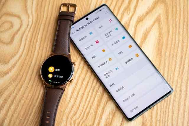 ʱ�������������ҡ���ҫ�ֱ�GS 3����