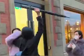 90后女生英国硬刚乱港分子：你要分裂我的国家，我凭什么不能跟你争论图片