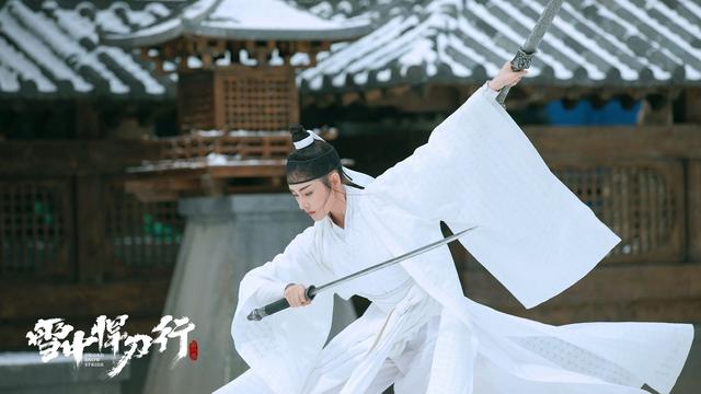 张天爱：夸我时，不迷失；诋毁我时，不恼火丨人物