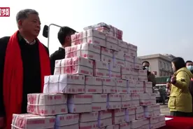 江西南昌：种粮大户连续11年向农民发放百万年终奖视频封面