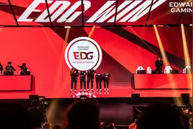 EDG冠军班底首战告捷，安妮成“圣枪哥”第70个英雄图片